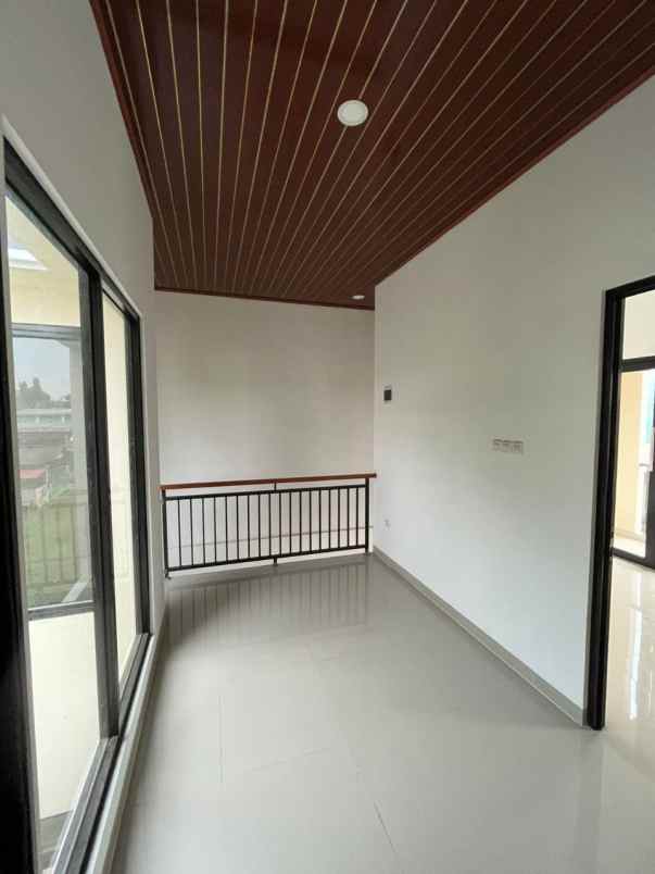dijual rumah pondok benda