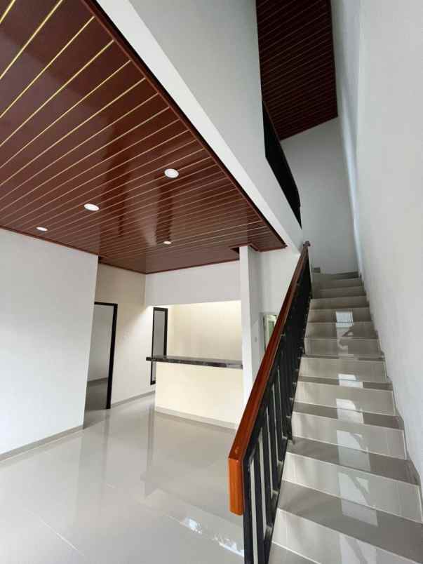 dijual rumah pondok benda