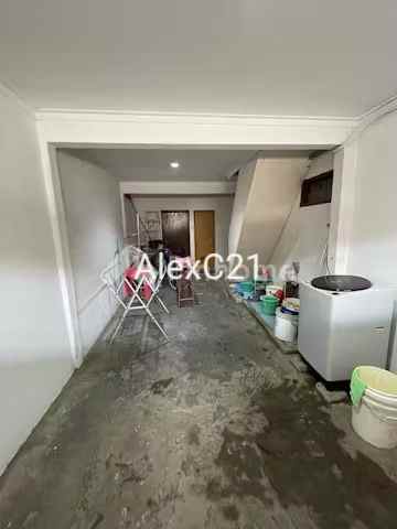 dijual rumah pondok gede