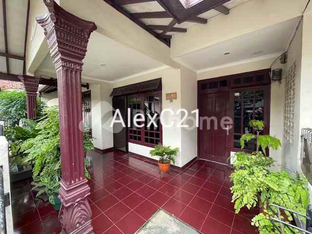 dijual rumah pondok gede