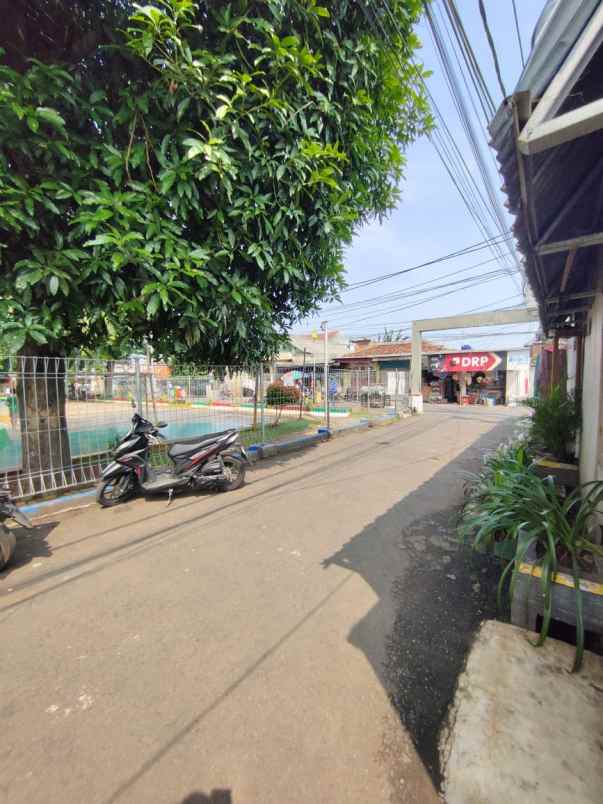 dijual rumah pondok kelapa