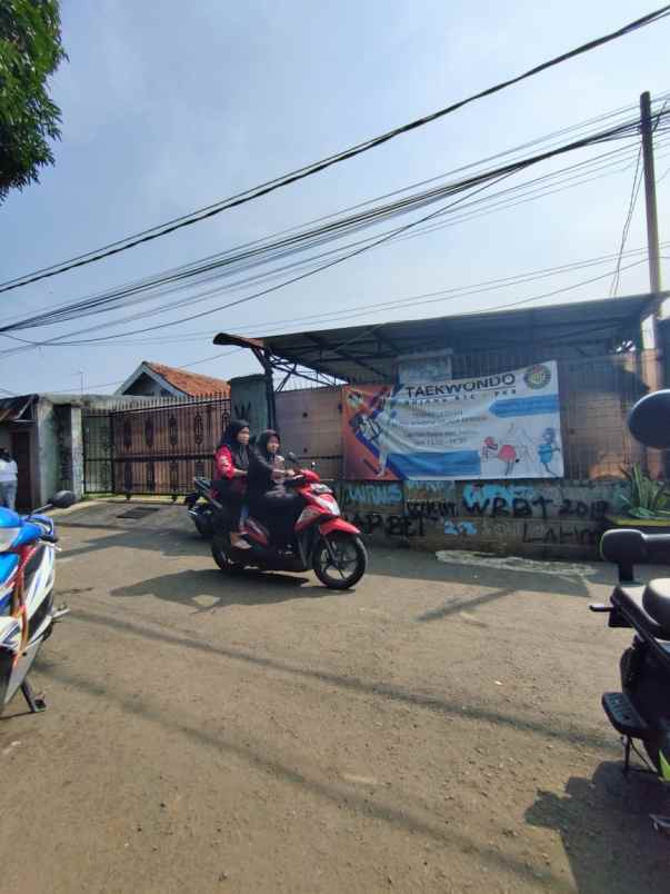 dijual rumah pondok kelapa