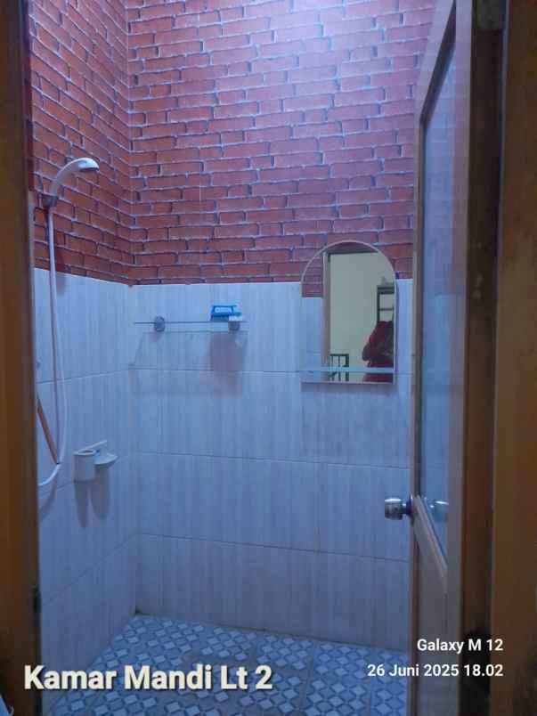 dijual rumah pondok ungu permai