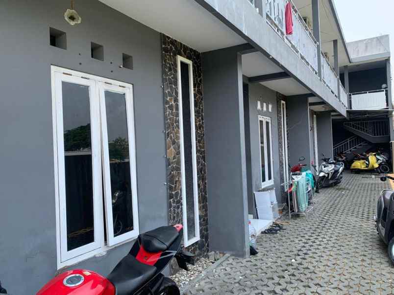 dijual rumah potorono