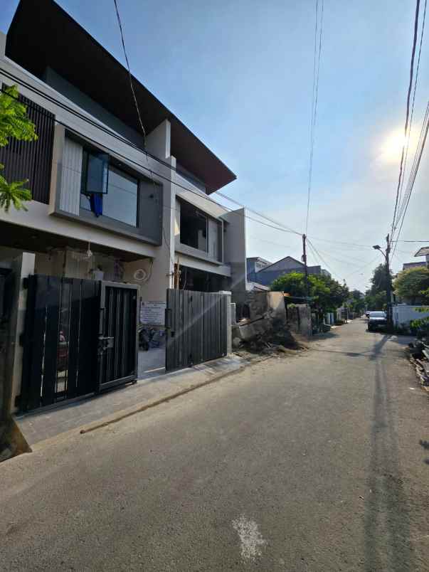 dijual rumah pulo asem