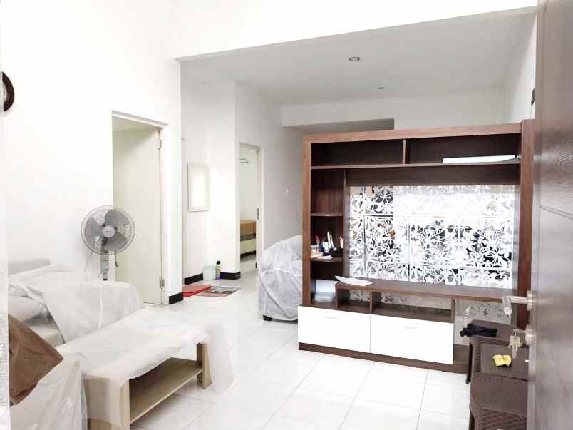 dijual rumah puri surya jaya cluster