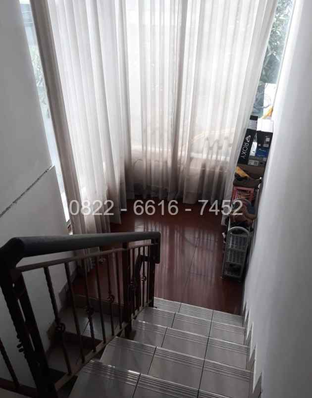 dijual rumah puri tirta kencana