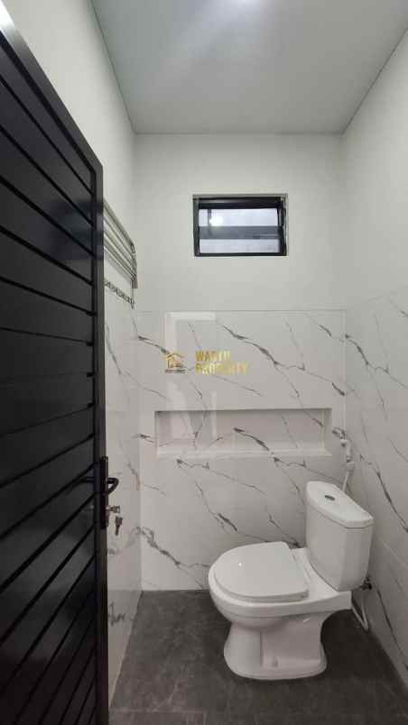 dijual rumah purwomartani