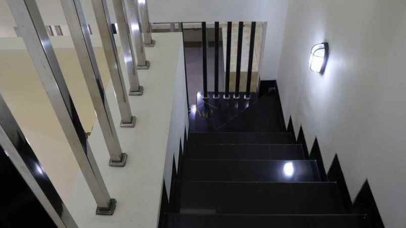 dijual rumah purwomartani kalasan