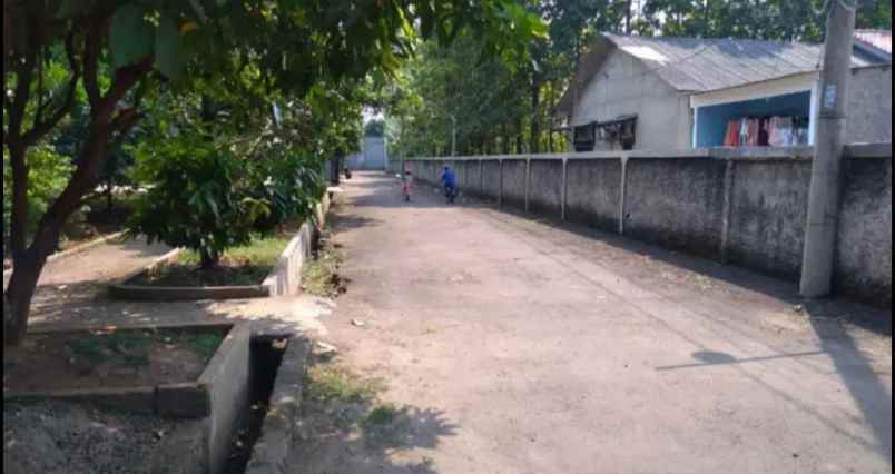 dijual rumah rawageni