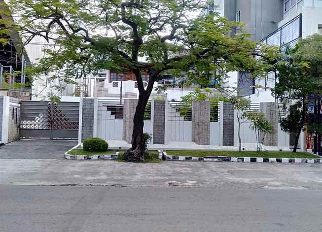 dijual rumah raya cempaka