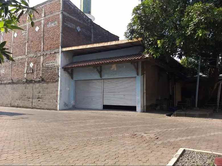 dijual rumah raya tropodo waru sidoarjo