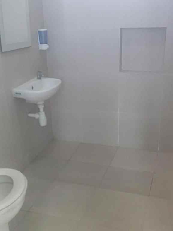 dijual rumah sambiroto