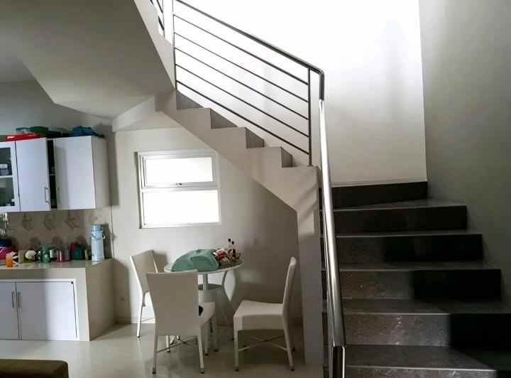 dijual rumah sanggrahan grenjeng