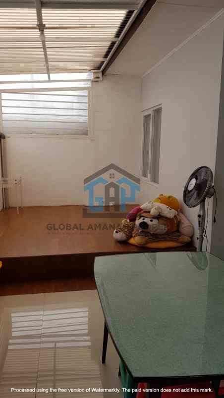 dijual rumah sariwangi