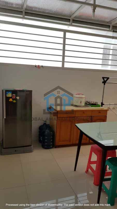 dijual rumah sariwangi