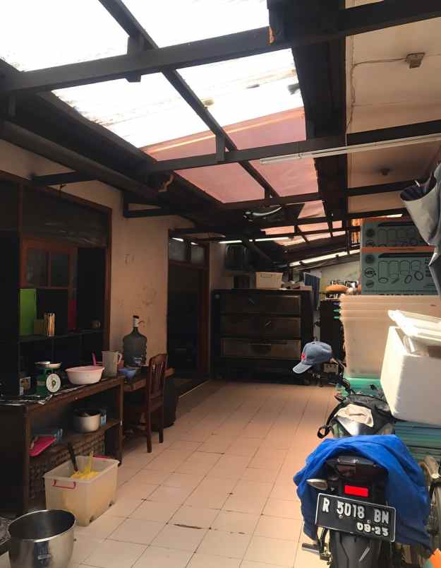 dijual rumah sariwangi asti residence