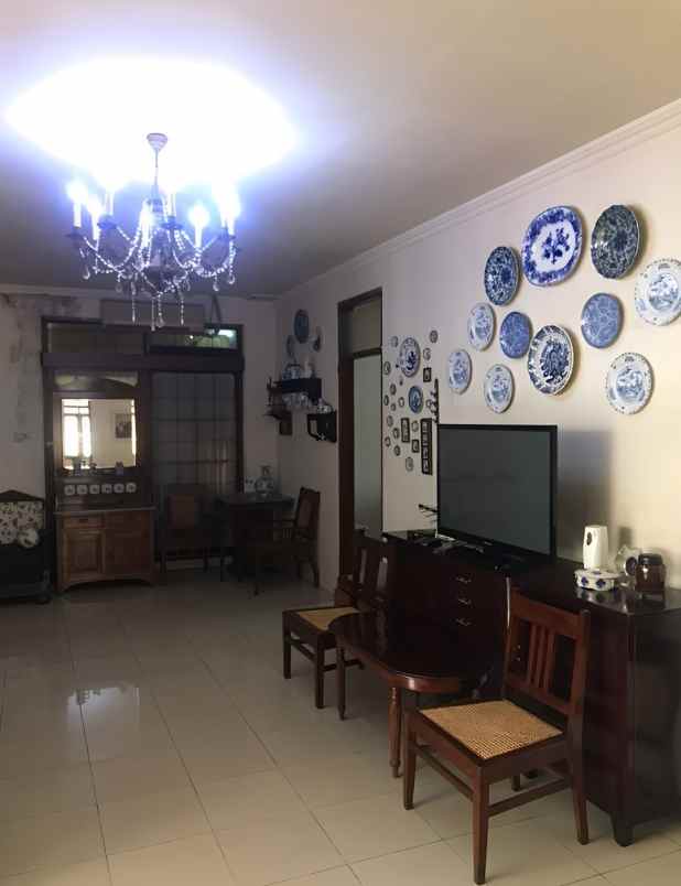 dijual rumah sariwangi asti residence