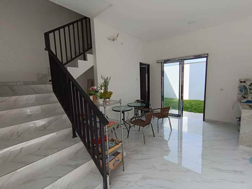 dijual rumah sawangan depok