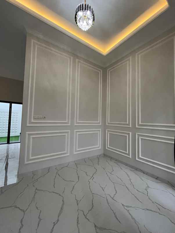 dijual rumah sawojajar