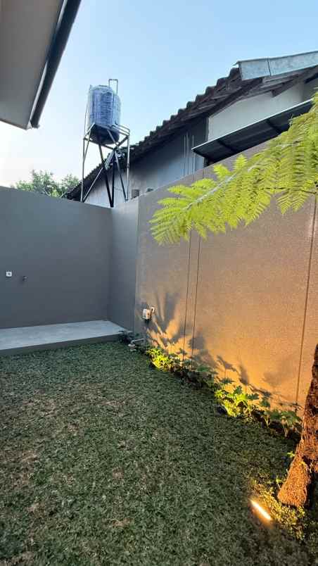 dijual rumah sayegan godean