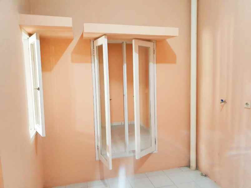 dijual rumah secondary cantik di serpong garden