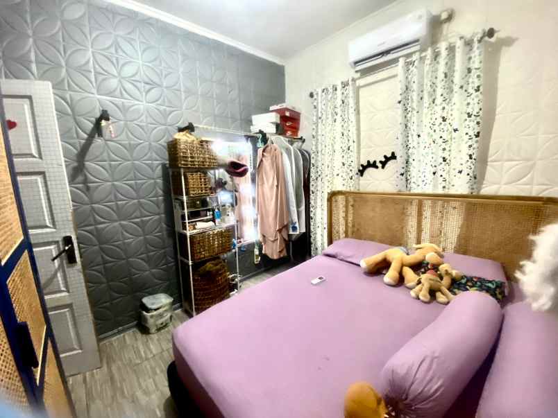 dijual rumah secondary strategis di kramat jati jaktim