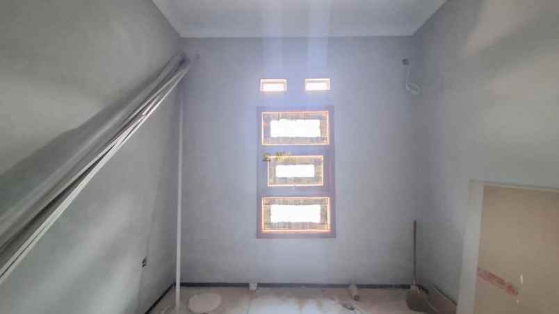 dijual rumah selomartani