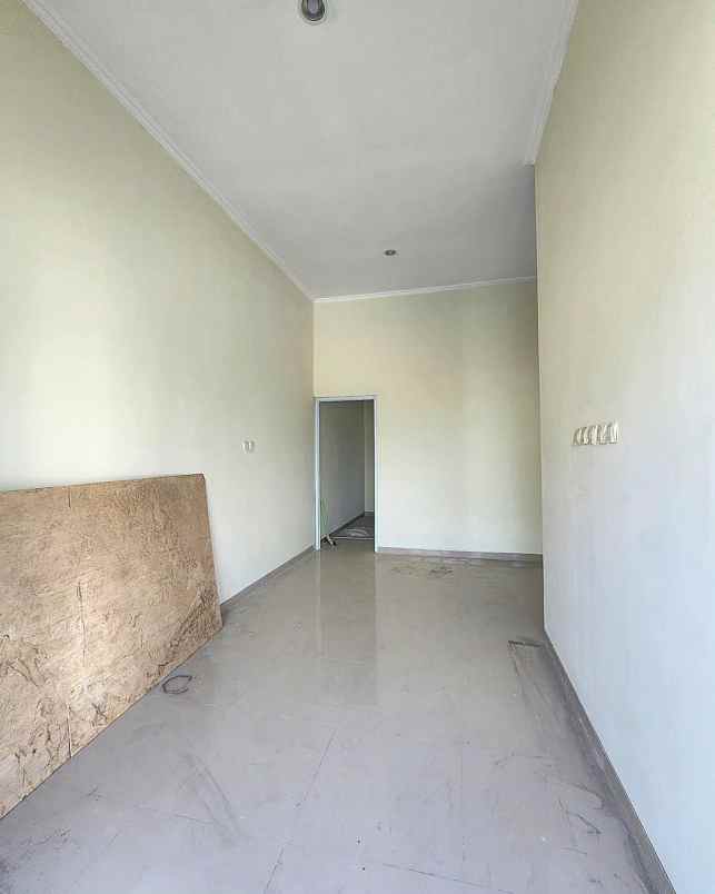 dijual rumah sembego maguwoharjo kec