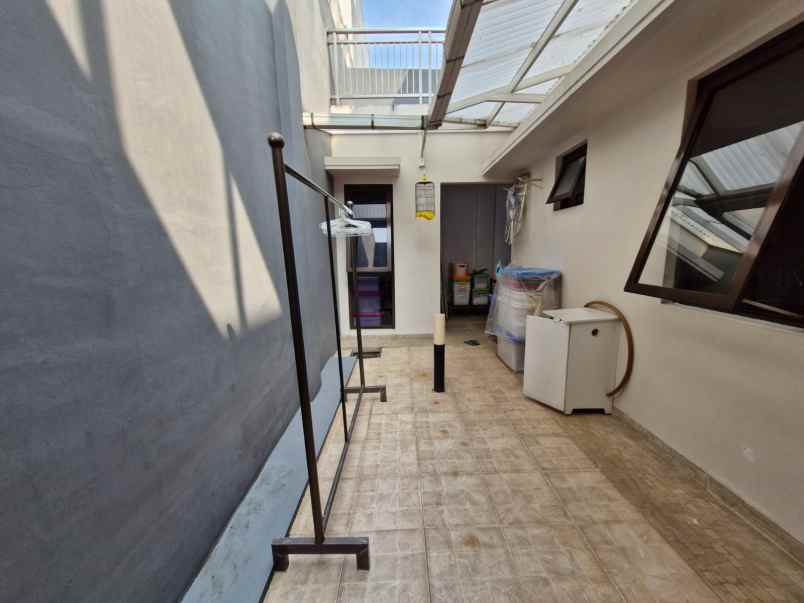 dijual rumah semifurnish prestigia the eminent bsd