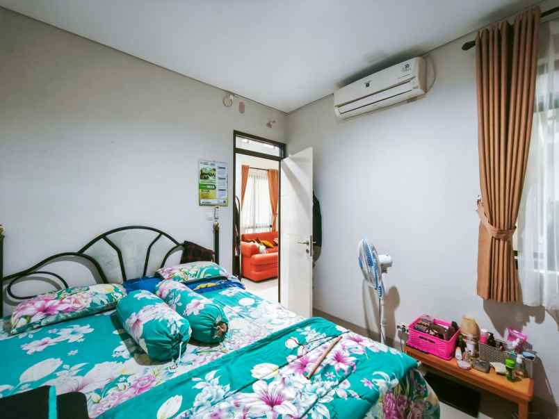 dijual rumah sentul bogor