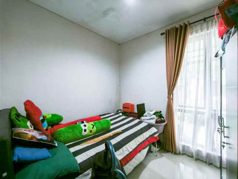 dijual rumah sentul bogor
