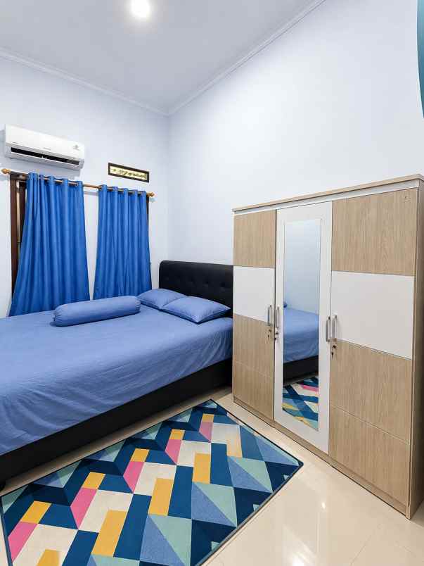 dijual rumah serua ciputat