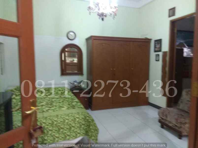 dijual rumah setraduta