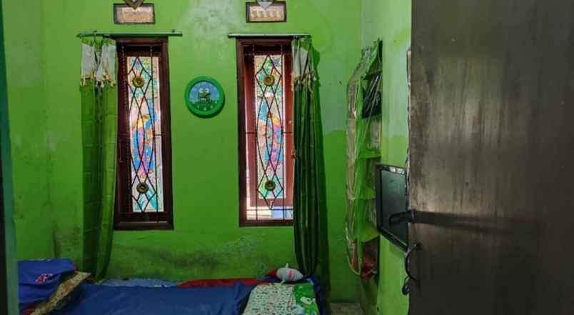 dijual rumah siap huni