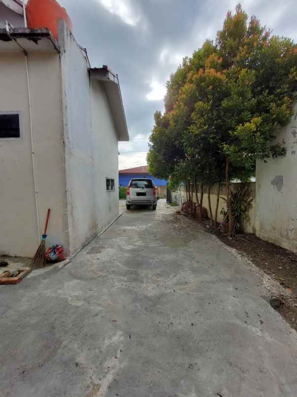 dijual rumah siap huni