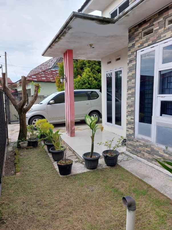 dijual rumah siap huni