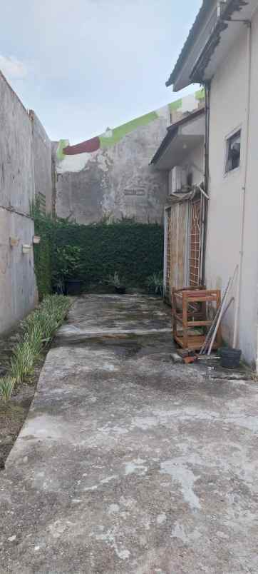 dijual rumah siap huni