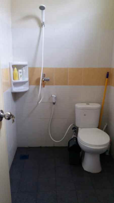 dijual rumah siap huni