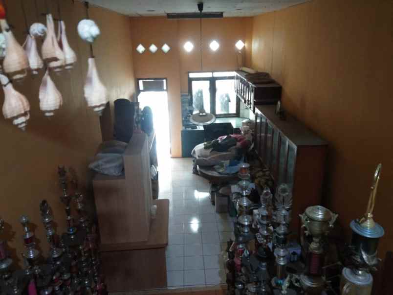 dijual rumah siap huni bekas usaha matrial cimahi