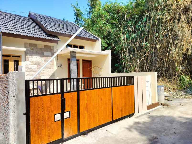 dijual rumah siap huni di berbah dekat kids fun jogja