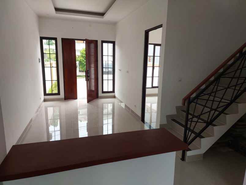 dijual rumah siap huni di griya alam sentul city