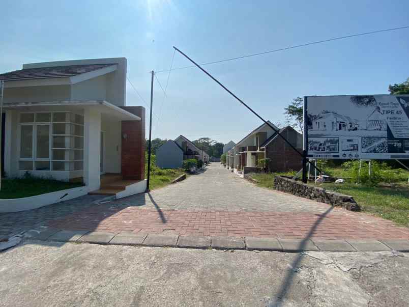 dijual rumah sidomuku randusari