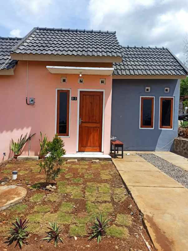 dijual rumah sindet