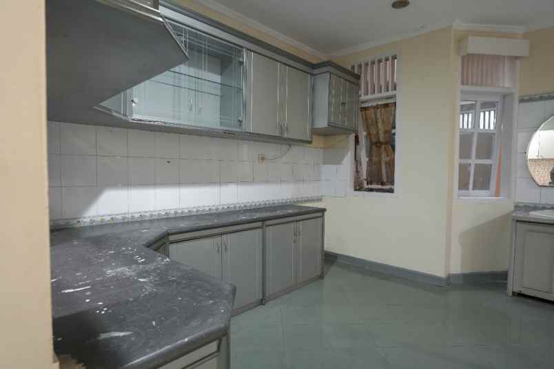 dijual rumah sukanagara antapani kota