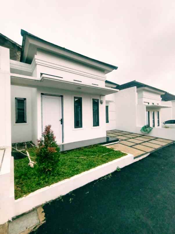 dijual rumah sukatani tapos depok