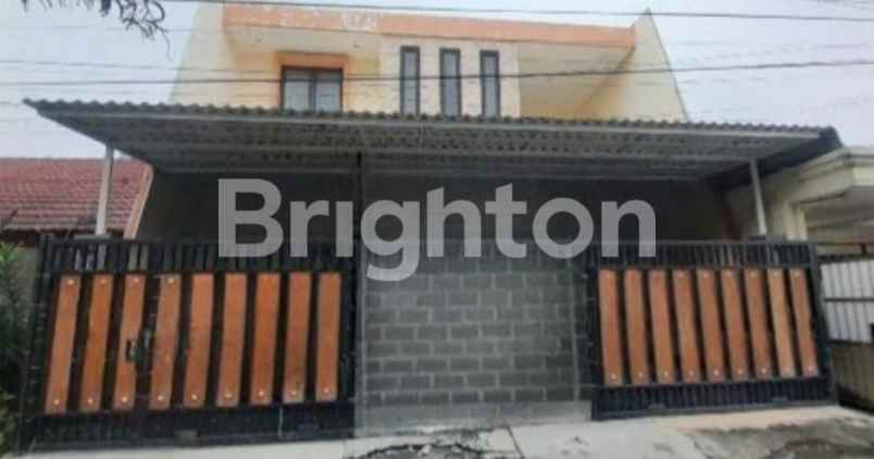 dijual rumah sutorejo