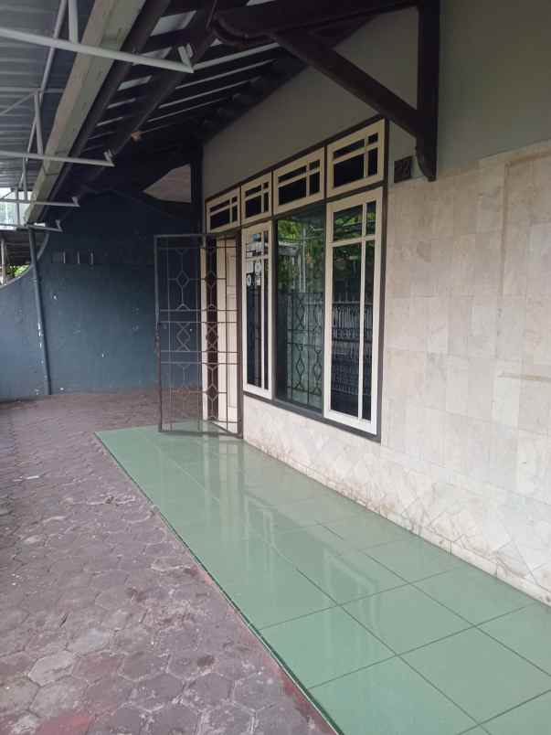 dijual rumah syp supratman katamso