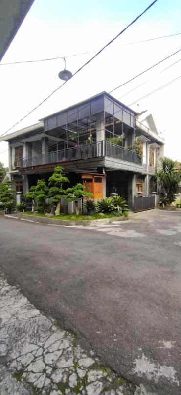 dijual rumah taman embong anyar sengkaling