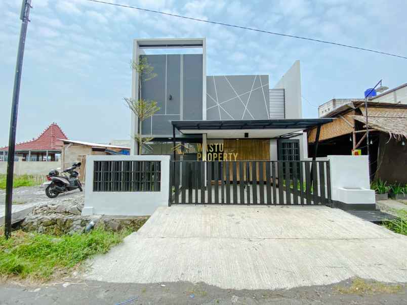 dijual rumah tamanmartani kalasan
